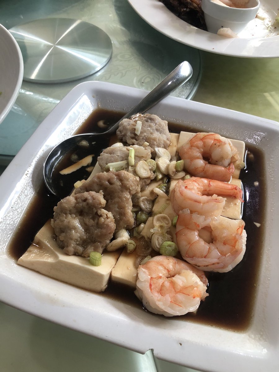 ร้านโคตรลับจริง อยู่รังสิต อร่อยจริง อาแปะ อาซิ่มทำกันอยู่ 2 คนต้องใจเย็น ๆ ร้านไม่มีคนเลยแต่อร่อยจริงพ่อออออออ ข้าวผัดโคตรดี