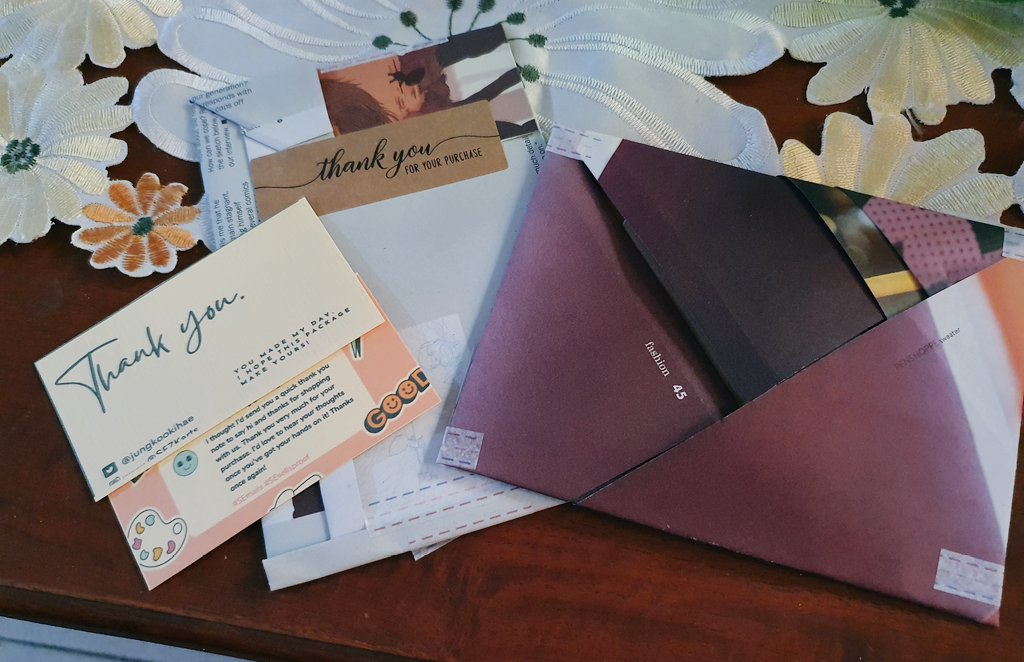 AlexisWithLuv's tweet photo. Can I just say ang cute ng packaging! 😂 SG Yoongi is home, thanks @jungkookihae 💜 #SEmails #SEsellsproof https://t.co/8LLGcHA1n4
