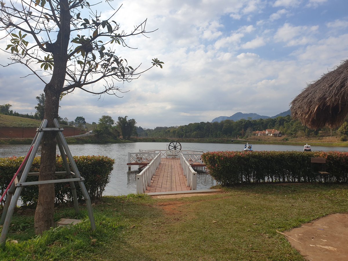 Mac_Laos's tweet photo. ໂຫ... ມາຄັ້ງແລກ ຕິດໃຈເລີຍ ອາກາດໂຄດດີ
ຢາກເປັນເຂີຍແຖວນີ້ເດ 😁😁
Thateng farm and Resort https://t.co/Ec9cqkljSb