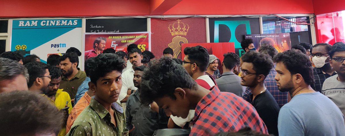 SfcNellai's tweet photo. Anbaana Fans 
#EtharkkumThunindhavan #ETinRamCinemas FDFS show Tickets Hand over 🙌 சிங்கத்தின் வேட்டை ஆரம்பம்..!🦁🦁 @RamCinemas @TvlSFC @NellaiSuryaTeam @Offl_Updates @SuryaFansRage @AKSFWA1 @SuryaFans24x7 @KSF_Offl @Manjuthara12
@Ammu_offl @SHavy_offl @siva_anjaan @NellaiSKFC https://t.co/uvWbvtEA9j