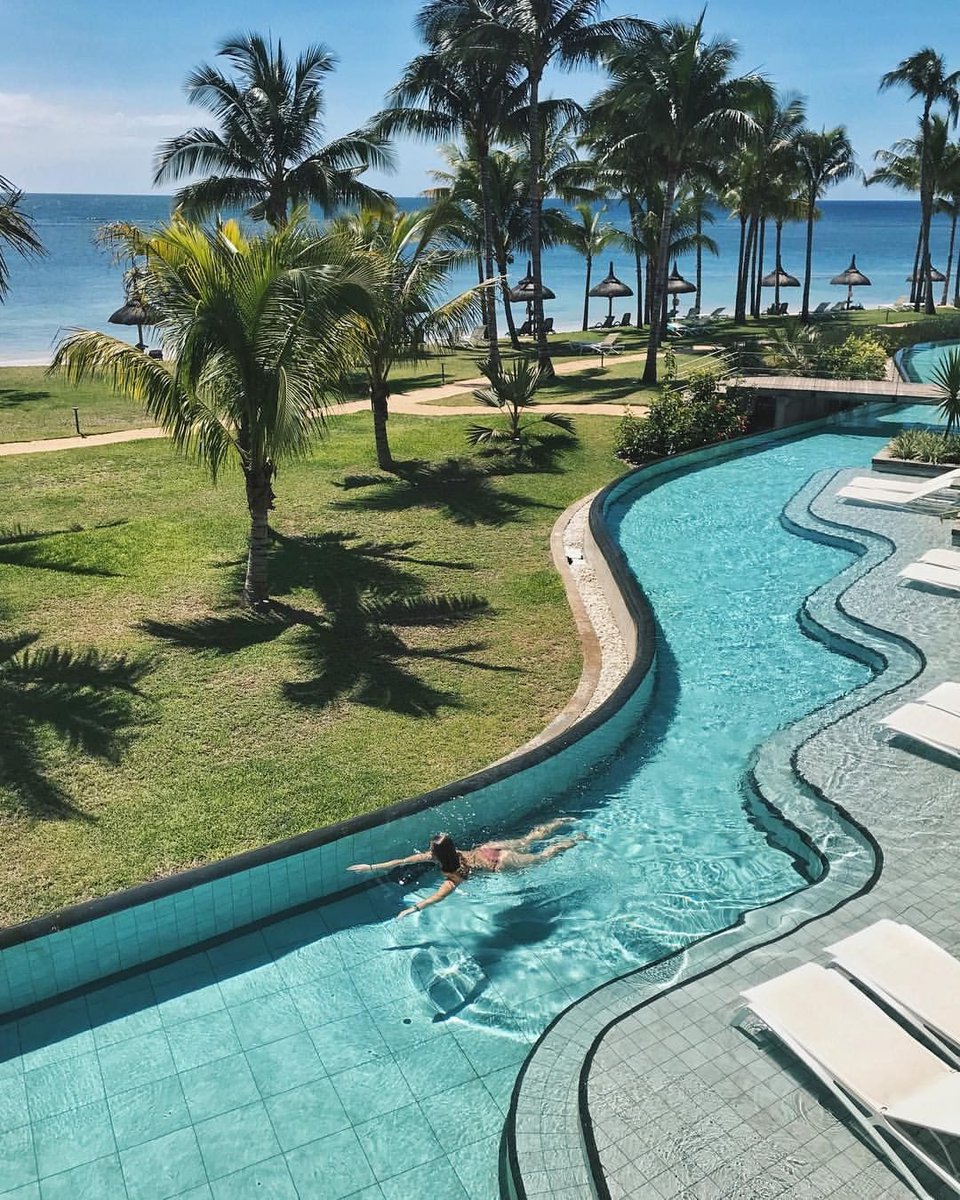 Summer adventures have never looked so amazing. 🌺

#BeachcomberExperience #Holidays #Mauritius