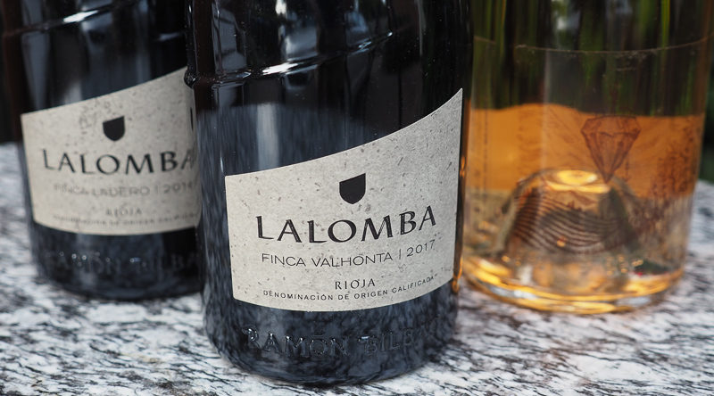 Catching up with the latest from the high end Lalomba Rioja project from @RamonBilbaoWine including a Garnacha aged five years only in concrete wineanorak.com/2022/03/06/lal… @RiojaWine