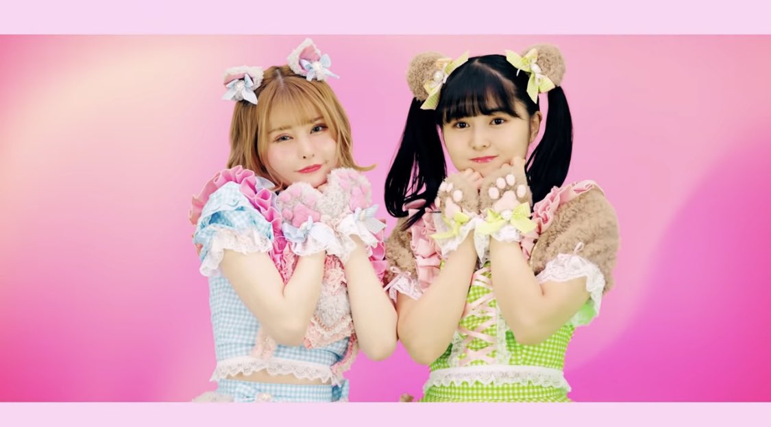EmilynPw's tweet photo. あああ可愛い。このぷりぷりきゅんきゅんな世界観のファムも、バチバチにカッコいいファムも全部すきです😂❤️

毎回どのファムなんだろってどきどきしながらMV聞くけど予想の100倍くらい超えるー！！ https://t.co/oCtje2ZduZ