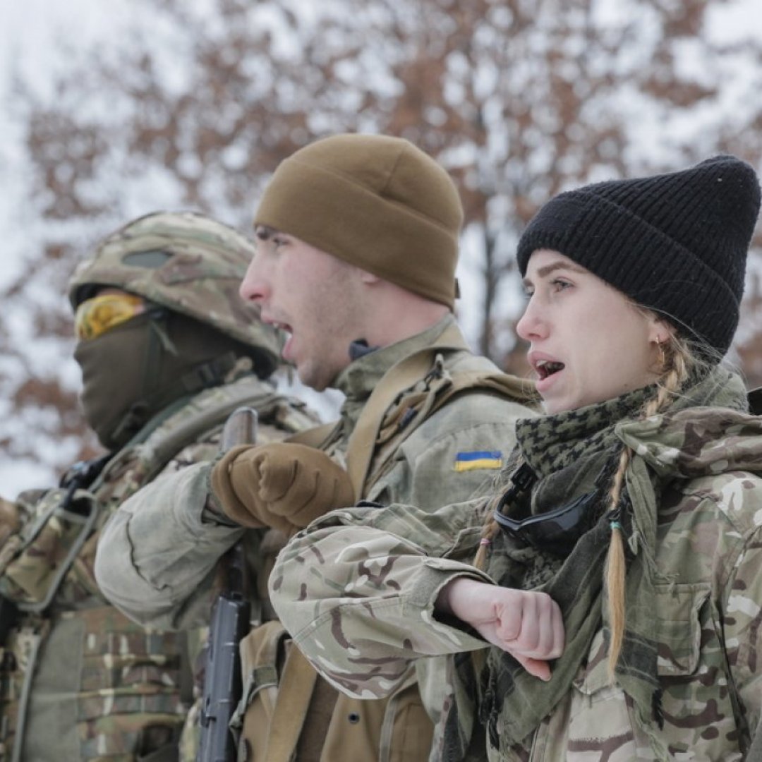 Женщины военные на Украине
