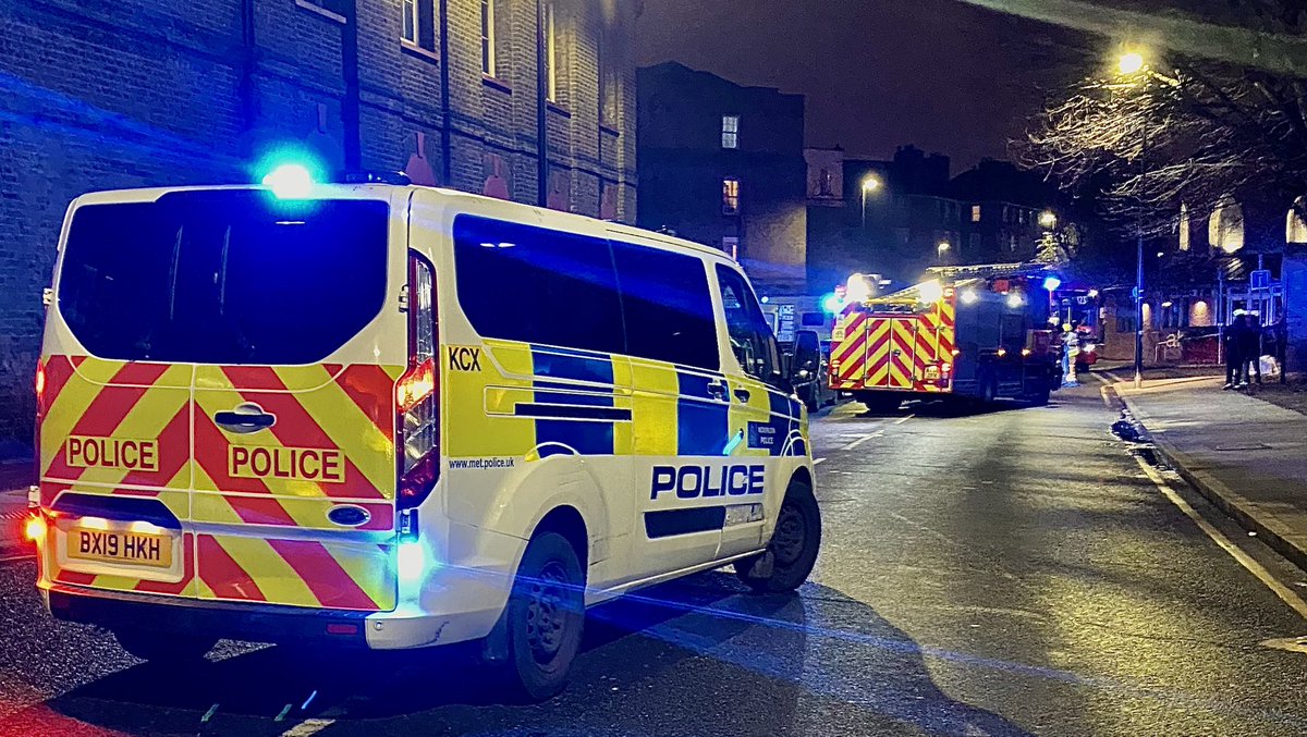 MPSSpecials's tweet photo. Last night, officers from #CEBCU were on patrol assisting our regular colleagues with emergency calls. Officers responded to the likes of a Hit and Run, multiple ASB calls as well as assisting colleagues in #Shoreditch with the Night Time Economy! https://t.co/pyv9asnxml