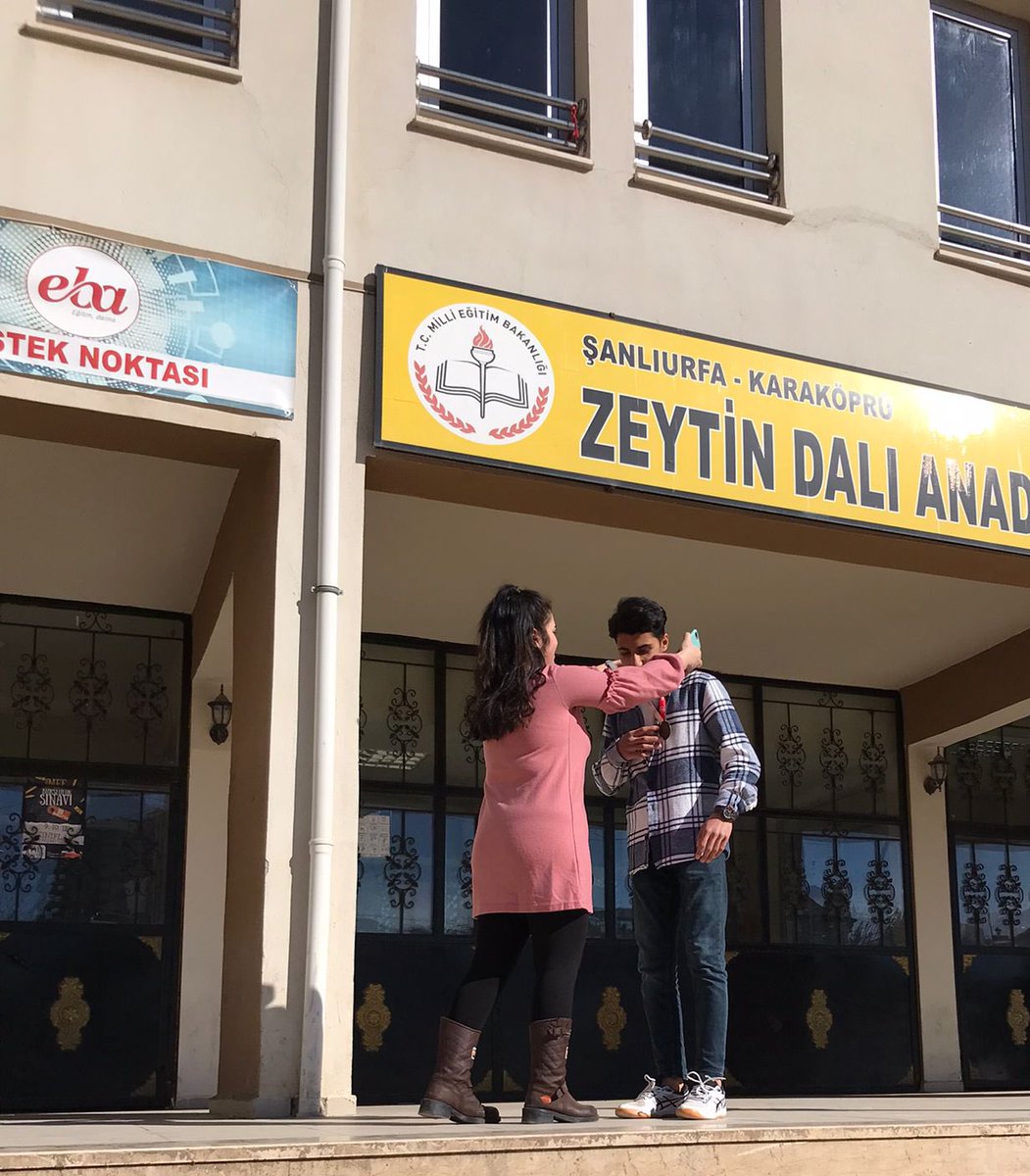 DalLisesi's tweet photo. Zeytin Dalı Anadolu Lisesi öğrencileri Spor Dalında başarıları ile adından çok söz ettiriyor ! Türkiye 4. Öğrencimizi tebrik ediyor başarılarının devamını diliyoruz 👏🏻 https://t.co/uh1uf06Vlu