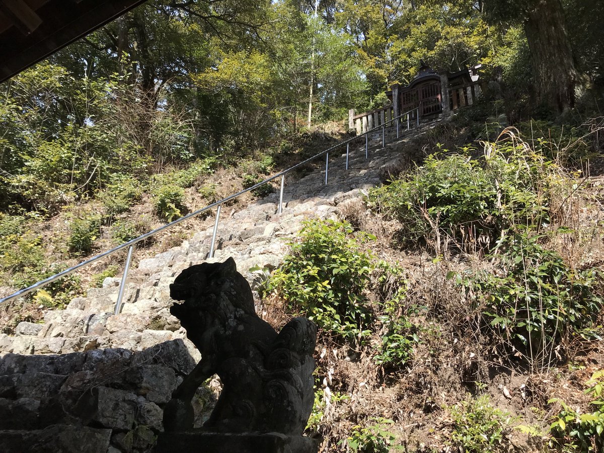 tomotanyamatan9's tweet photo. 今日は山県市の白山神社に来ました
拝殿が立派で素晴らしかったです👍 https://t.co/ipq21JZlBJ
