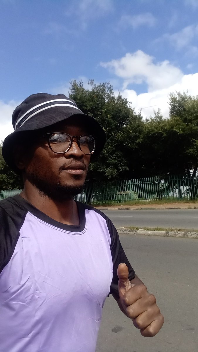 billysigudla's tweet image. 🏃‍♂️🏃‍♀️ 🤞😌🙄🤟Inkani #running 

#newchallengeaccepted