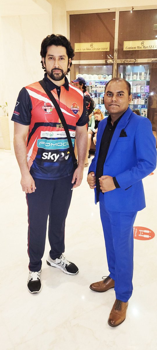 okil_786's tweet photo. #Celebrity - #Aftab_Shivdasani - Indian Film Actor/ Producer
It's always a pleasure to spend time with you.
#aftabshivdasani #dashingpersonality #versatileactor #bollywoodcelebrity https://t.co/mKRGZ8h0ix