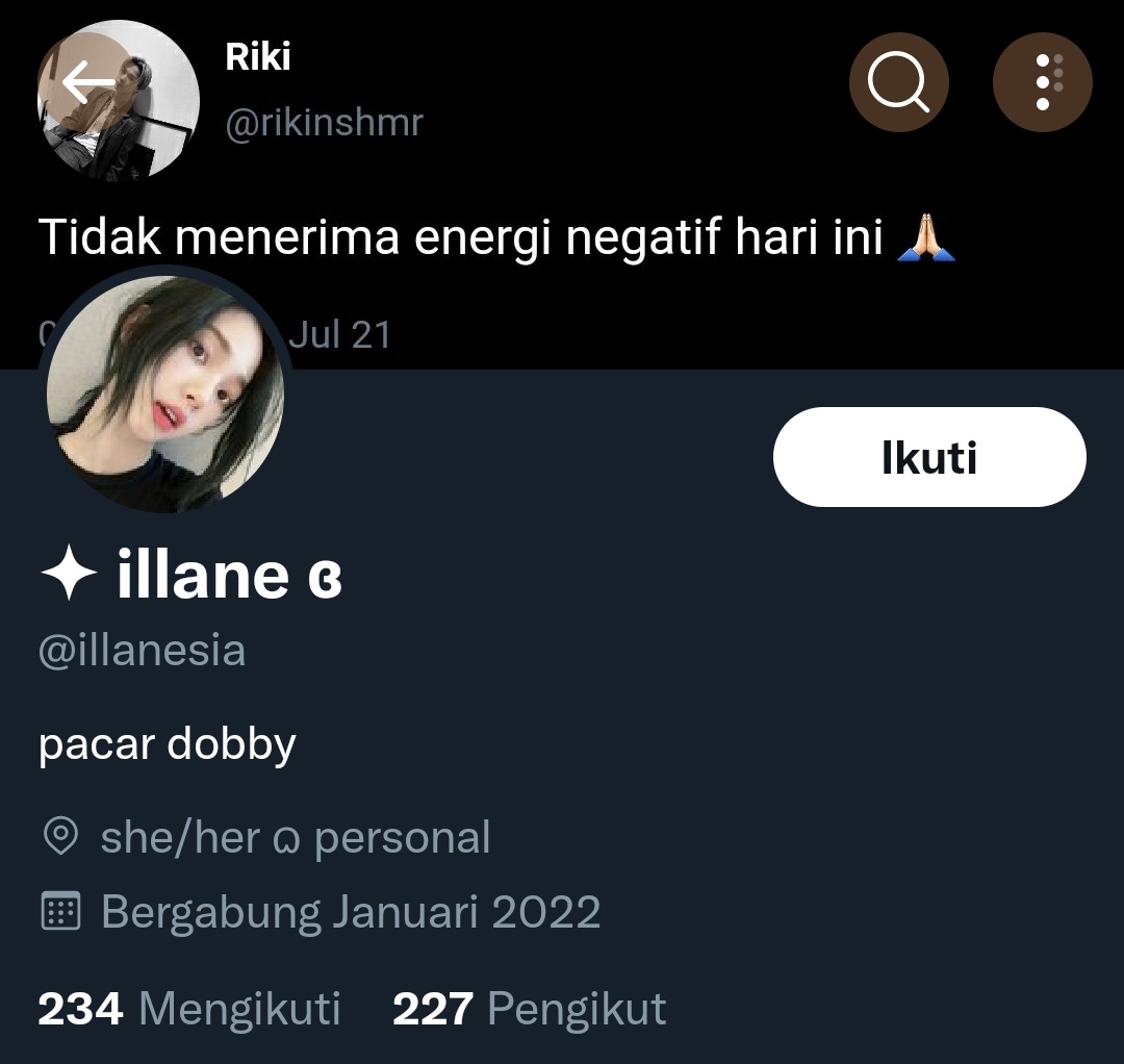 tahu akun ini? it's mee, gatau tiba-tiba ke logout sendiri and gabisa login lagi. unfoll aja gapapa akun itu. let's be moots everyone! esp kpop stan. help rt/like this tweet. thanks a lot