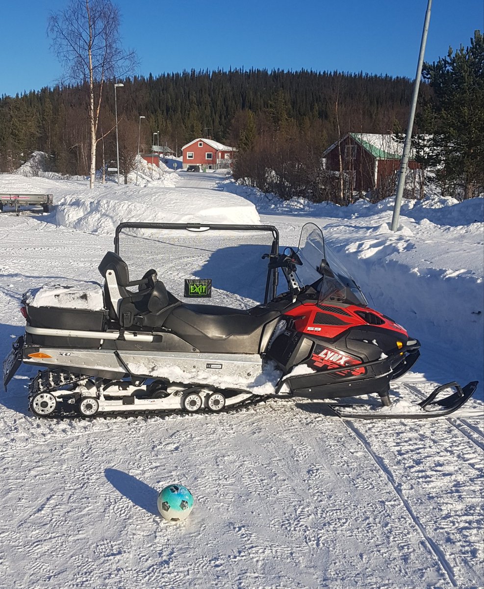 "Parkera bussen framför mål", i en norrbottnisk kontext.
