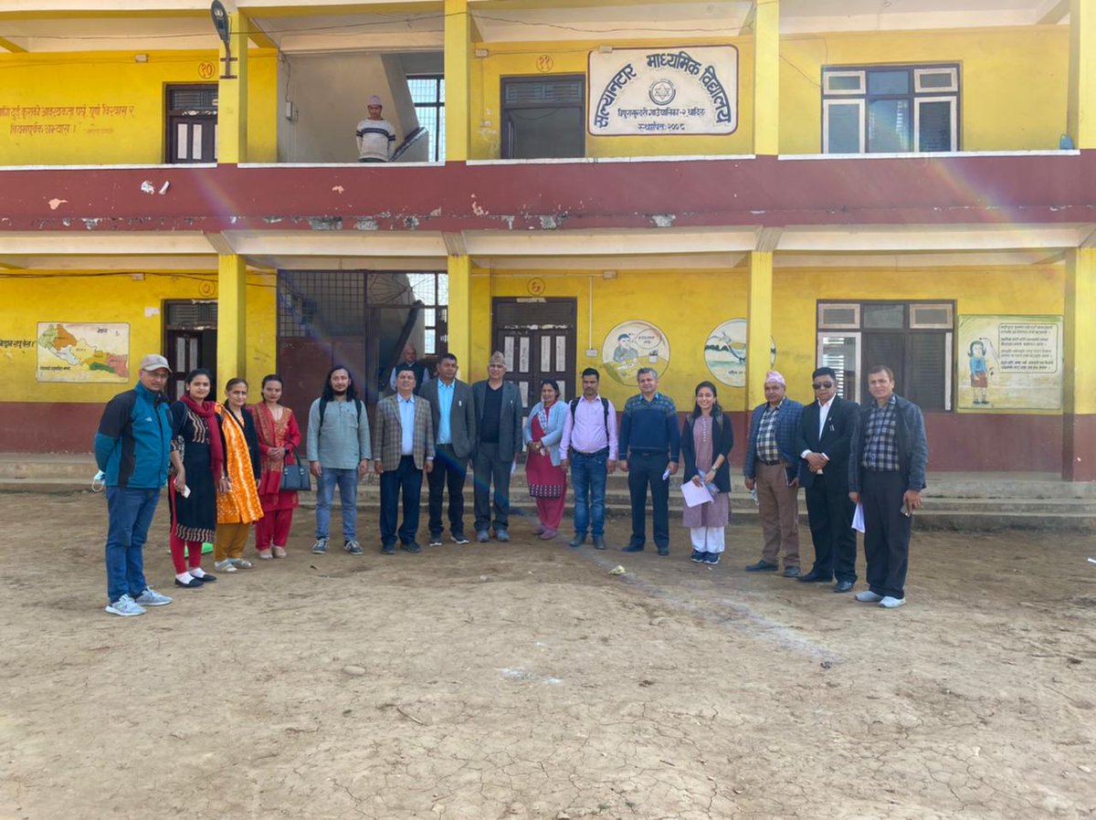 Darora_04's tweet photo. Teaching at the Right Level in Nepal to help children catch up on foundational skills @WBG_Education @streetchildnp @streetchilduk @Pratham_India @prathamusa https://t.co/dMN9NQYUOf