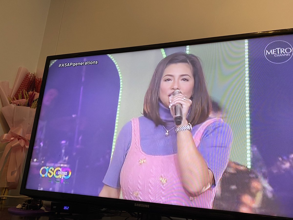 betchayldj's tweet photo. watch natin ulit si BabyGirlGine @reginevalcasid 💗💜
via @metrochannelph #ASAPgenerations https://t.co/mk6PSS61fP