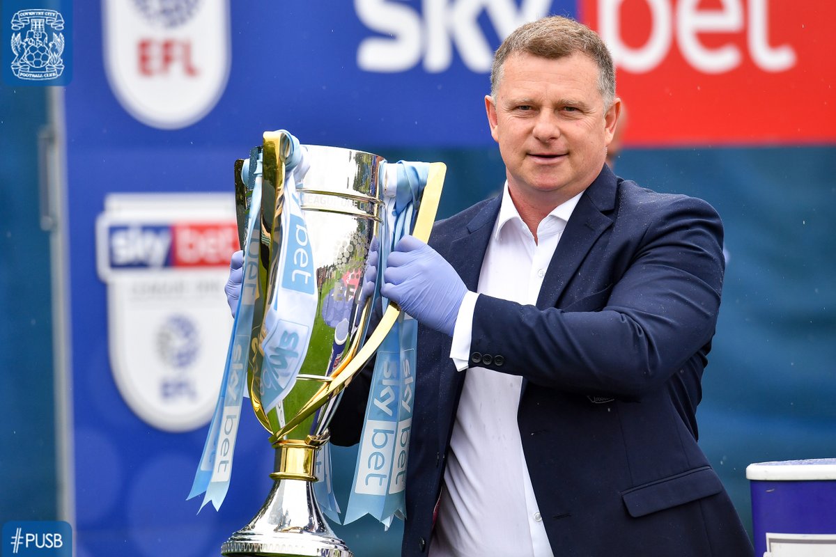 Coventry_City's tweet photo. What a 5️⃣ years 👏

Today is the anniversary of Mark Robins appointment as Sky Blues boss! 🏆🏆🏆

➡️ https://t.co/LyS08AMsZH #PUSB https://t.co/JvonMNMkuq