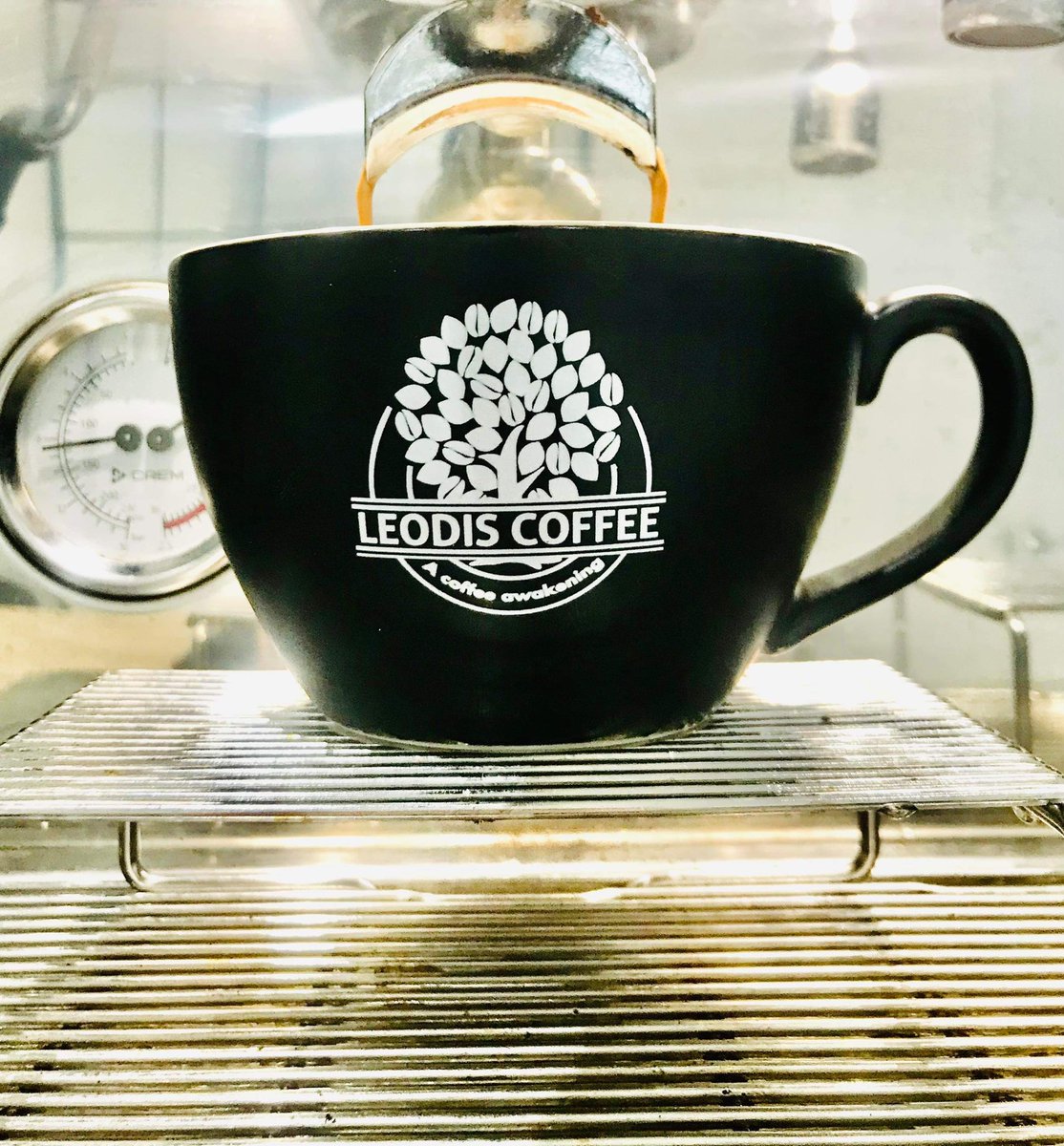LeodisCoffee's tweet photo. What’s in your cup? Award Winning Leodis Deli blend in ours 😉 https://t.co/Ckp3kIOyXo