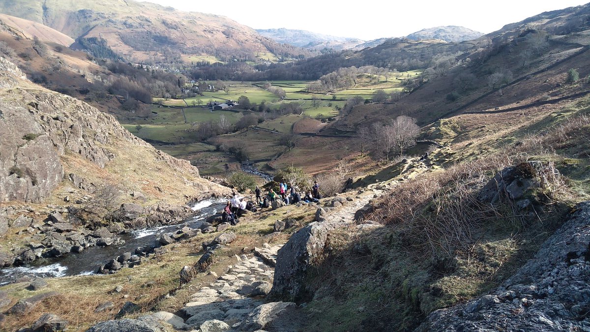 MissSmith07's tweet photo. Glaciation Day!! And what a beautiful day it is 🥰. @rgshw @RGSHWTrips #glaciation #lakedistrict #fieldtrip #geography https://t.co/ZG7i7UbBBP