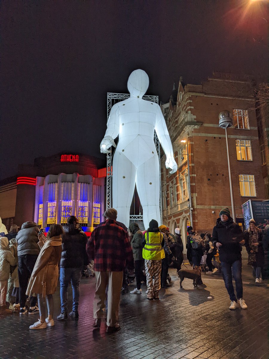 _ArtReach's tweet photo. The giant illuminated figures of Fantastic Planet by @parerstudio are inhabiting Orton Square for one more night at #LightUpLeicester - don't miss them until 10pm tonight!
#LightInstallations #EventManagement @LightUpLeics @BIDLeicester @leicesterfest @ace_midlands https://t.co/U2FMefBGMo