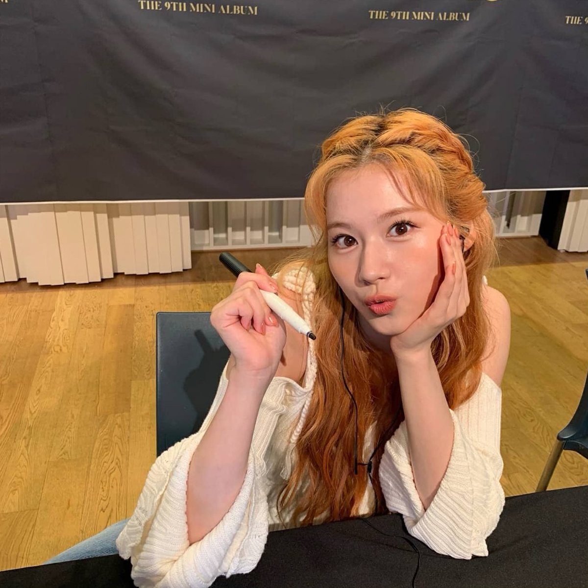 randomtwiceu's tweet photo. Sana in orange hair 💜🥺

#SANA #Sana #MinatozakiSana #TWICE #Twice #twice #트와이스 #사나 #サナ #FormulaOfLove #MoreandMore #JIHYO_StardustLoveSong https://t.co/z4yluMro0H