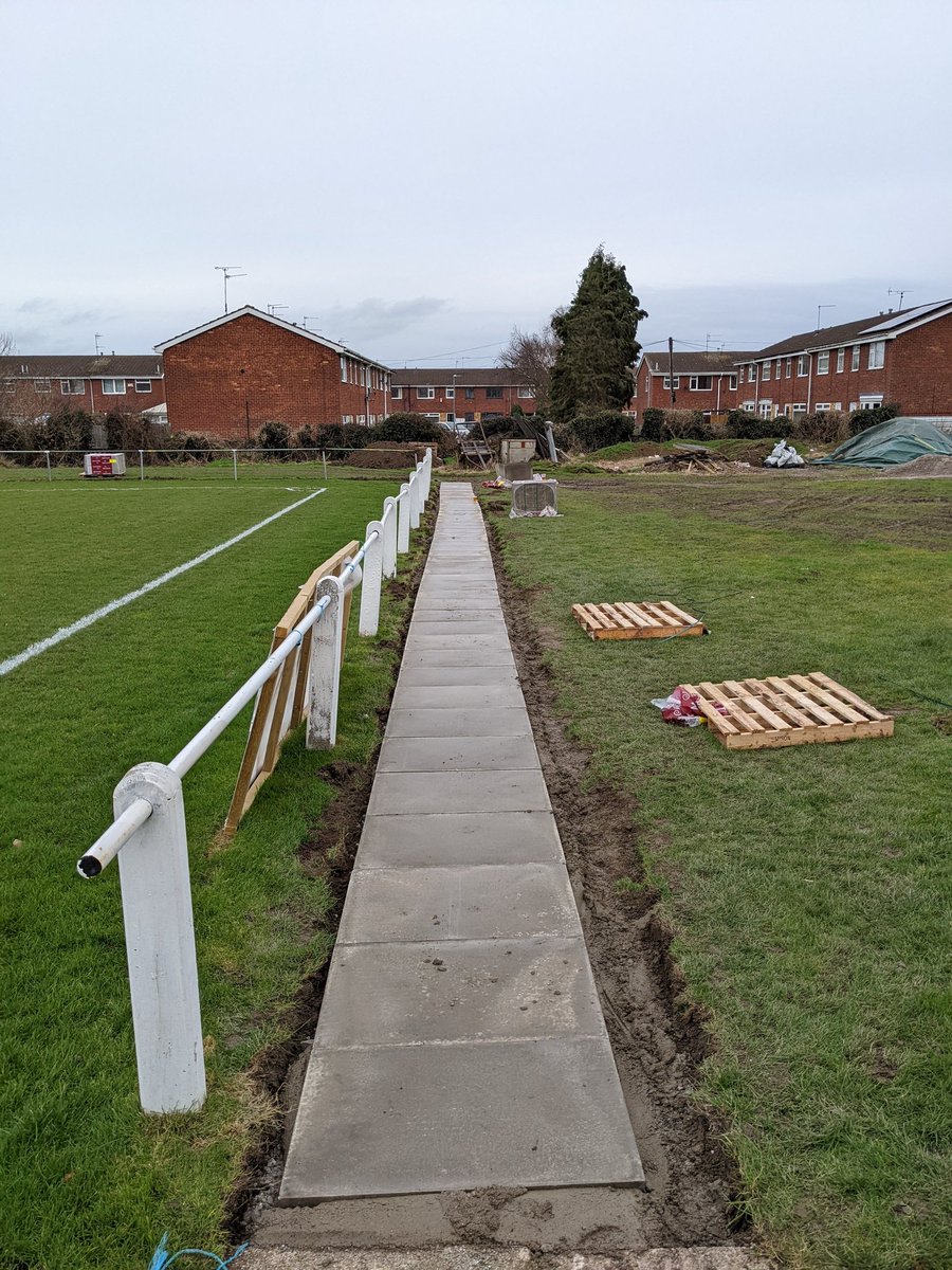 bevtownfc's tweet photo. Amazing work by our volunteers down at Norwood. Path done round the pitch, standing terrace nearly done, pay booth coming Thursday..#ncel #progress #fingerscrossed #hardwork #groundgrading https://t.co/CfYz5bKFen