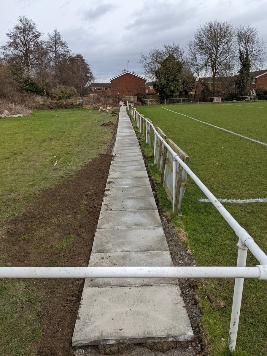bevtownfc's tweet photo. Amazing work by our volunteers down at Norwood. Path done round the pitch, standing terrace nearly done, pay booth coming Thursday..#ncel #progress #fingerscrossed #hardwork #groundgrading https://t.co/CfYz5bKFen