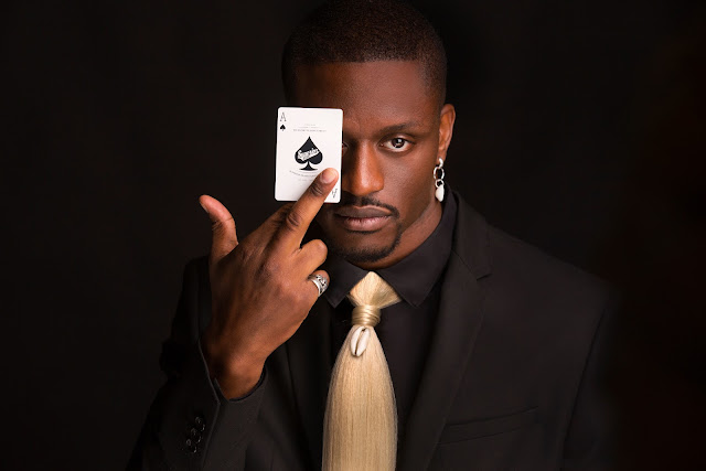 LondonLivingUK's tweet photo. Magical Bones: Black Magic ★★★★ On Tour | Until April 29, 2022
REVIEW: https://t.co/JxTIJPmuJK

You have the magic in you! @BGT’s @MagicalBones engages and astounds his audience in a show full of wonders.

https://t.co/8ZCkZbQpsH https://t.co/dFmEnKp9ip
