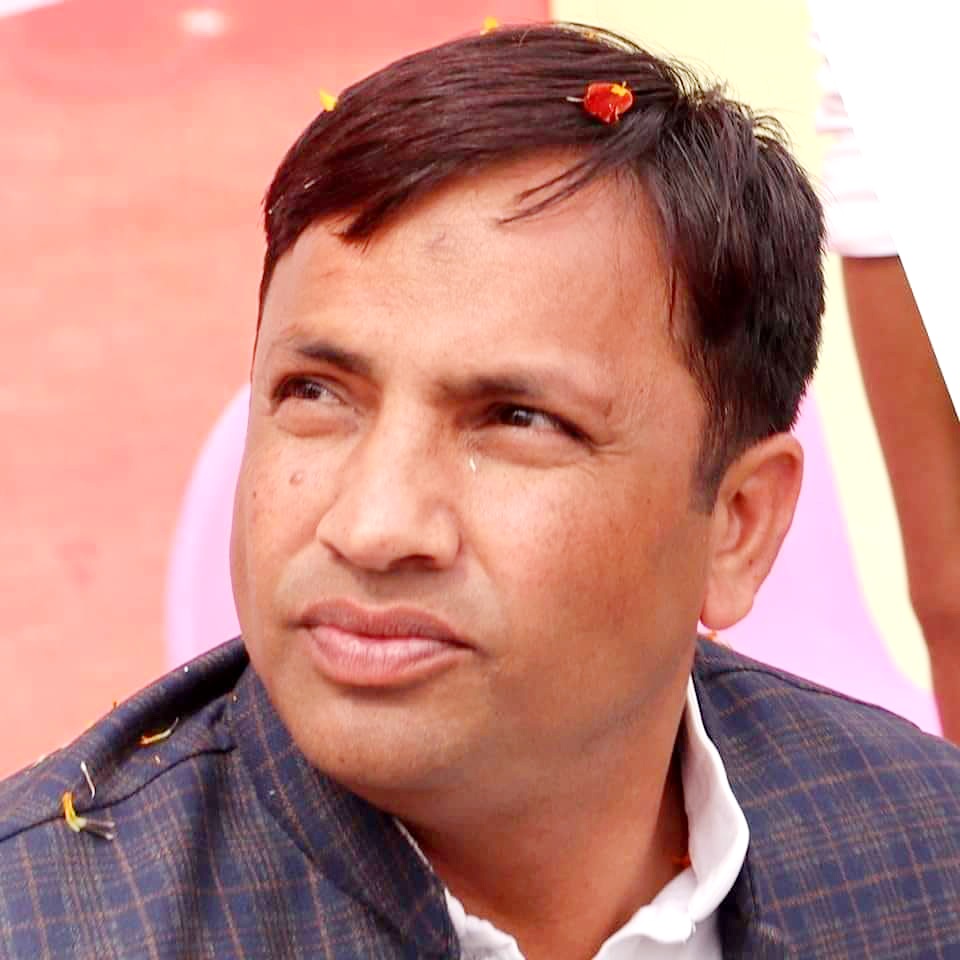 मुलायम सिंह यूथ ब्रिगेड उ.प्र. संगठन के सभी पदाधिकारियों एवं नौजवान साथियों ने पूरी मेहनत के साथ चुनाव लड़ाने का काम किया आप सभी को बधाई और सरकार बनाने की शुभकामनाएं।
कल होने वाले 7वें चरण के साथी पूरी ताक़त से अपना बूथ जिताकर मा अखिलेश यादव जी को मुख्यमंत्री बनाने का काम करेंगे