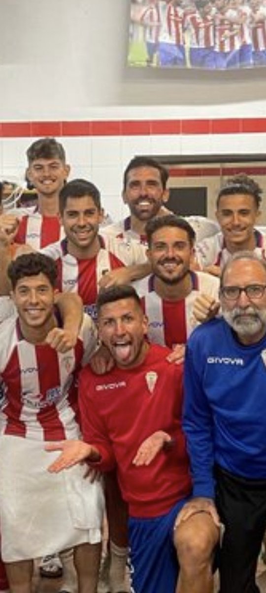 VideosACF's tweet photo. Los derbis no se juegan, se ganan 🤐🤫🔴⚪ https://t.co/NgHnX3jtV6