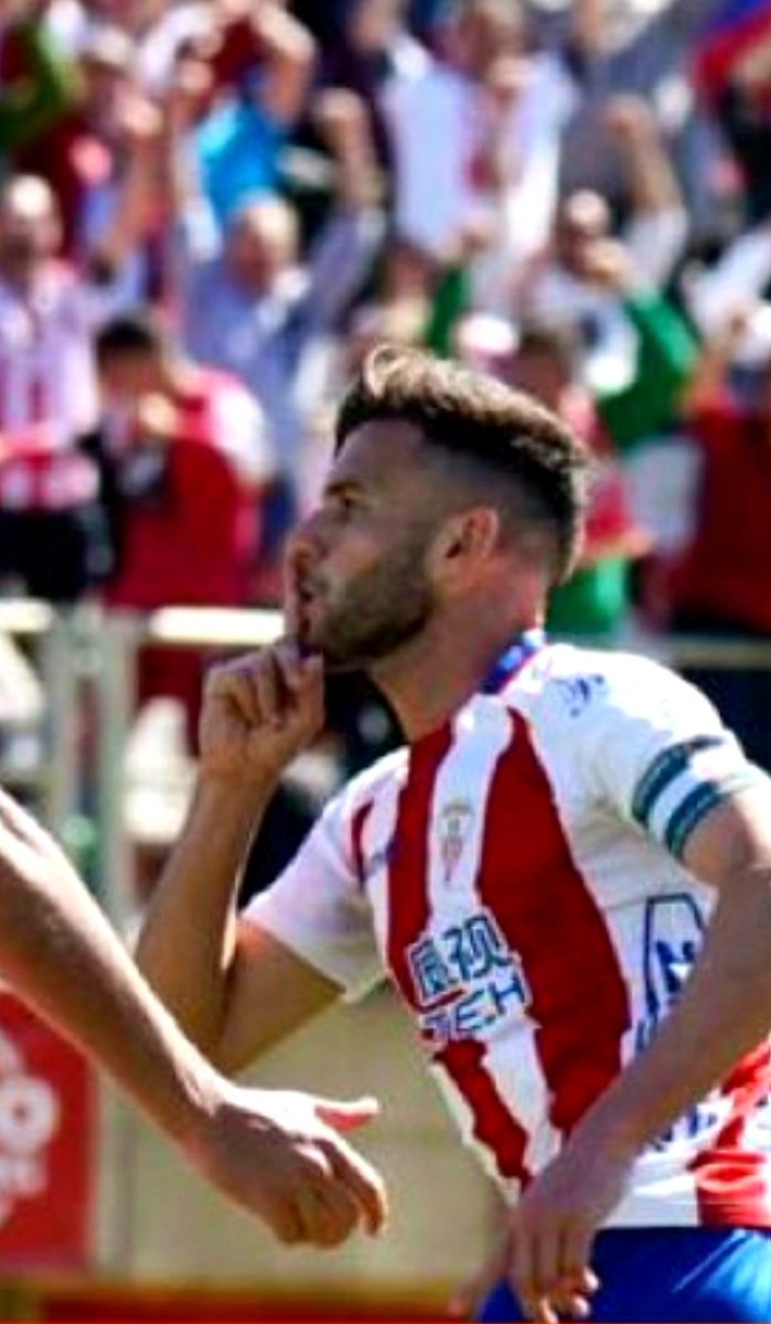 VideosACF's tweet photo. Los derbis no se juegan, se ganan 🤐🤫🔴⚪ https://t.co/NgHnX3jtV6