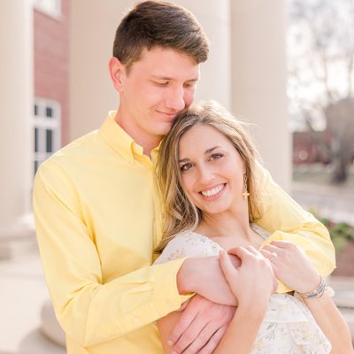 daniellecarp12's tweet photo. My favorite person 💛 https://t.co/5sJGwBXqKk