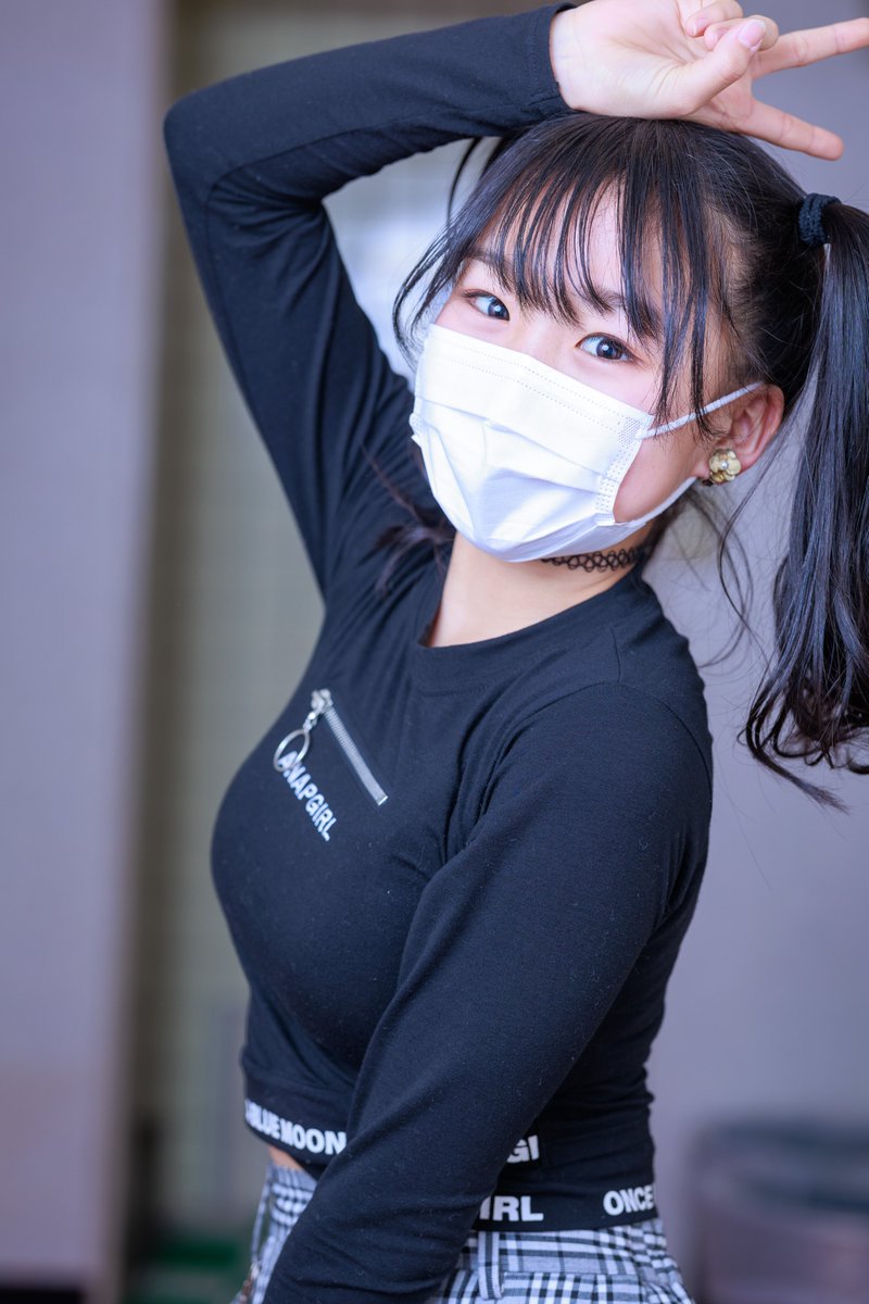YuyukeX's tweet photo. 20220306 東京アイドル劇場《 アイ❤ゲキ 》 ダンチャレVol.4～120分フルボリュームSP～ YMCA スペースYホール

Blossom Garden 市居わこちゃん

おさげ？ツインテ？が可愛すぎたわこちゃん🌸

#blossomgarden
#市居わこ　
#わこ

#東��アイドル劇場
#アイゲキ
#ダンチャレ https://t.co/pZN7sdKYEV