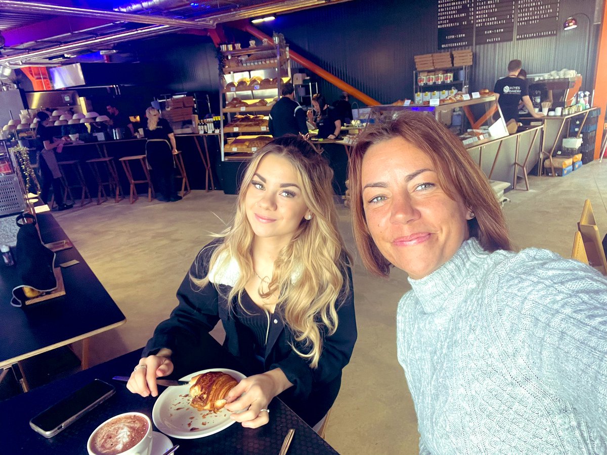 EMoulds's tweet photo. Treating my beautiful niece to a cuppa #batchhouse #chesterfield #family https://t.co/vKR5k9VY70