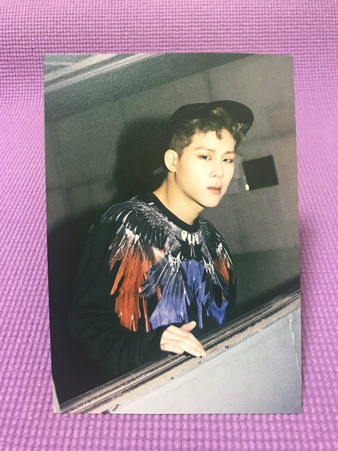 New2084's tweet photo. 주헌 엽서 양도

1.0

디엠 주세요~

#몬스타엑스 #주헌 셔누 기현 민혁 형원 창균 https://t.co/6A6rWPwAWU