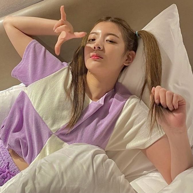 Chmoilia's tweet photo. Halo! Gue nivi!

Wanna be moots? Tenang, gue gak gigit 😸

Fambest? DM me!

#roleplayerindonesia #roleplayer #roleplayeraccount https://t.co/8e3ZlcbUIJ