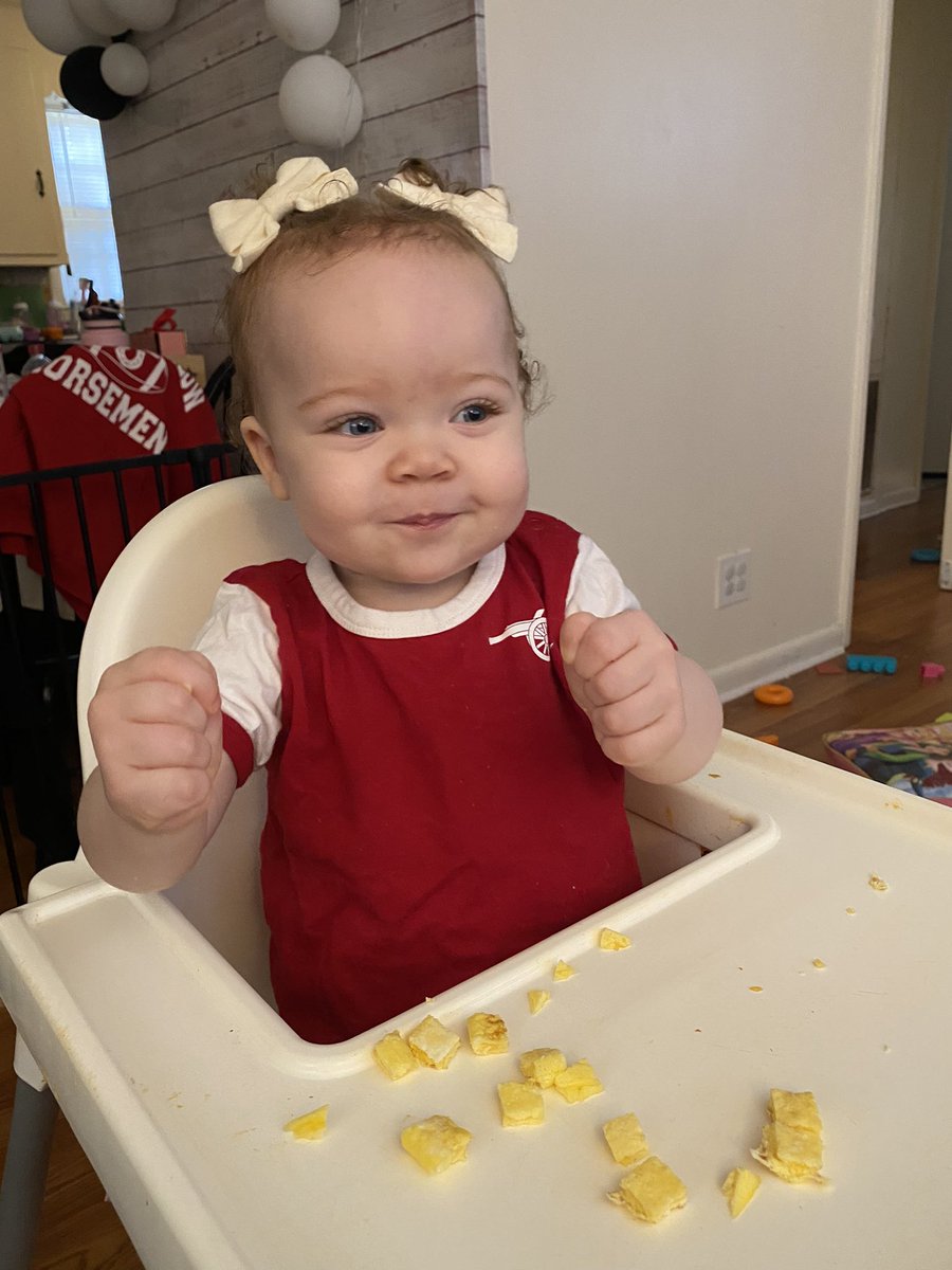 AlexandraMaee's tweet photo. SJ is ready to beat Watford but first, breakfast ❤️ #myPLMorning #ARSWAT #arsenal #PremierLeague @NBCSportsSoccer https://t.co/f6z01E8jo4