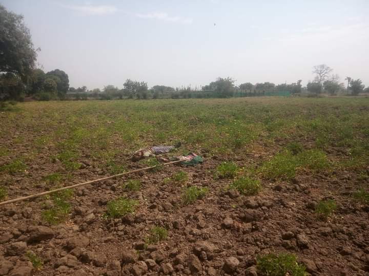 spring_2021's tweet photo. Update

On the night of Mar5,SAC Troops stormed HmanTaw Village,Khin_U Tsp,Sagaing with gunshots,set fire to 25civilian houses,killed 3locals and planted landmines near the bodies. KoMyoKyaw and KoThanNgwe were #TorturedToDeath and KoMyoTint was #BurntAliveByJunta 

#2022Mar6Coup https://t.co/zwQmr197Bw