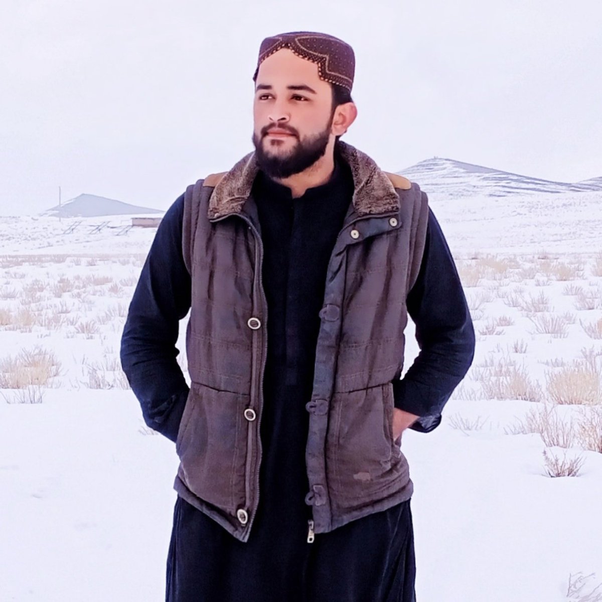 Fareedullahka15's tweet photo. #NewProfilePic https://t.co/y5i9kQGQRV