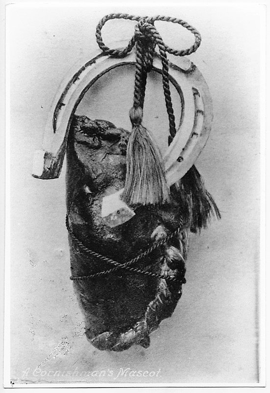 morrablibrary's tweet photo. This week was Cornish Pasty Week and we found this Frith Card in the photo archive postmarked Truro 1921 and entitled "A Cornishman's Mascot".  A very crusty looking pasty is elaborately tied to a horseshoe. 

#exploreyourarchive #pastyweek #goodluck #horseshoes #pasties https://t.co/k8sYd1dwNx