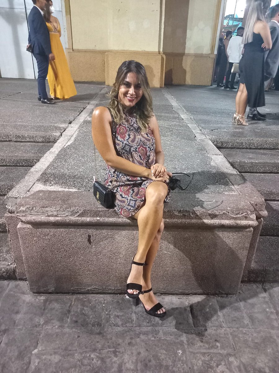 fridaturbina's tweet photo. #ModoMatri 🥂🥂🥂
#Iquique https://t.co/JTa3POaKCm