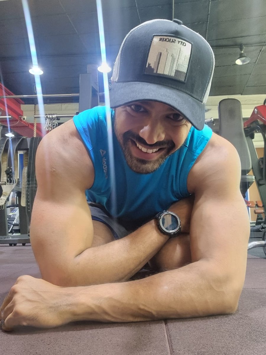 Thrigun_Aactor's tweet photo. Someone said "cheeeeeseeee"

#Thrigun #Sunday #BeHigh https://t.co/2JS3T8105x