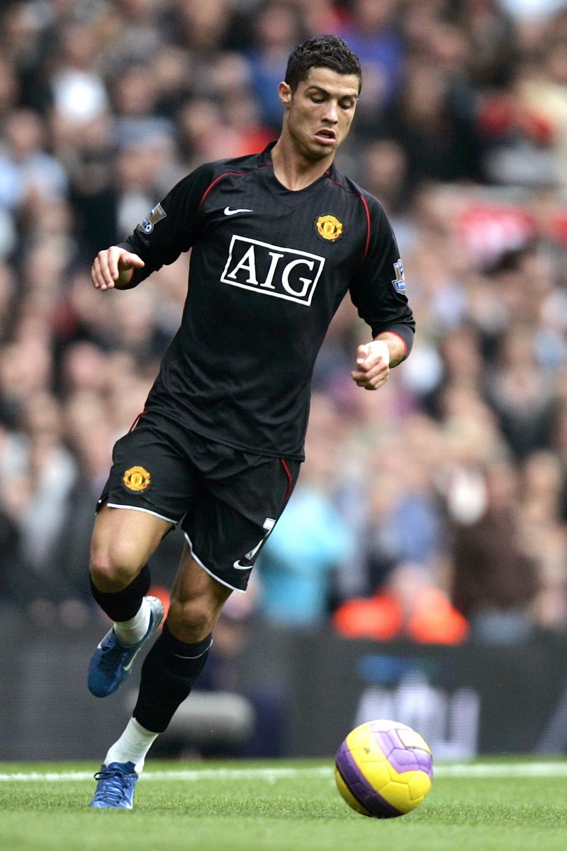 Footballtweet's tweet photo. The Manchester United shirts of the 2007/08 season was GOAT. ❤️🖤💙 https://t.co/IllsVs4miQ