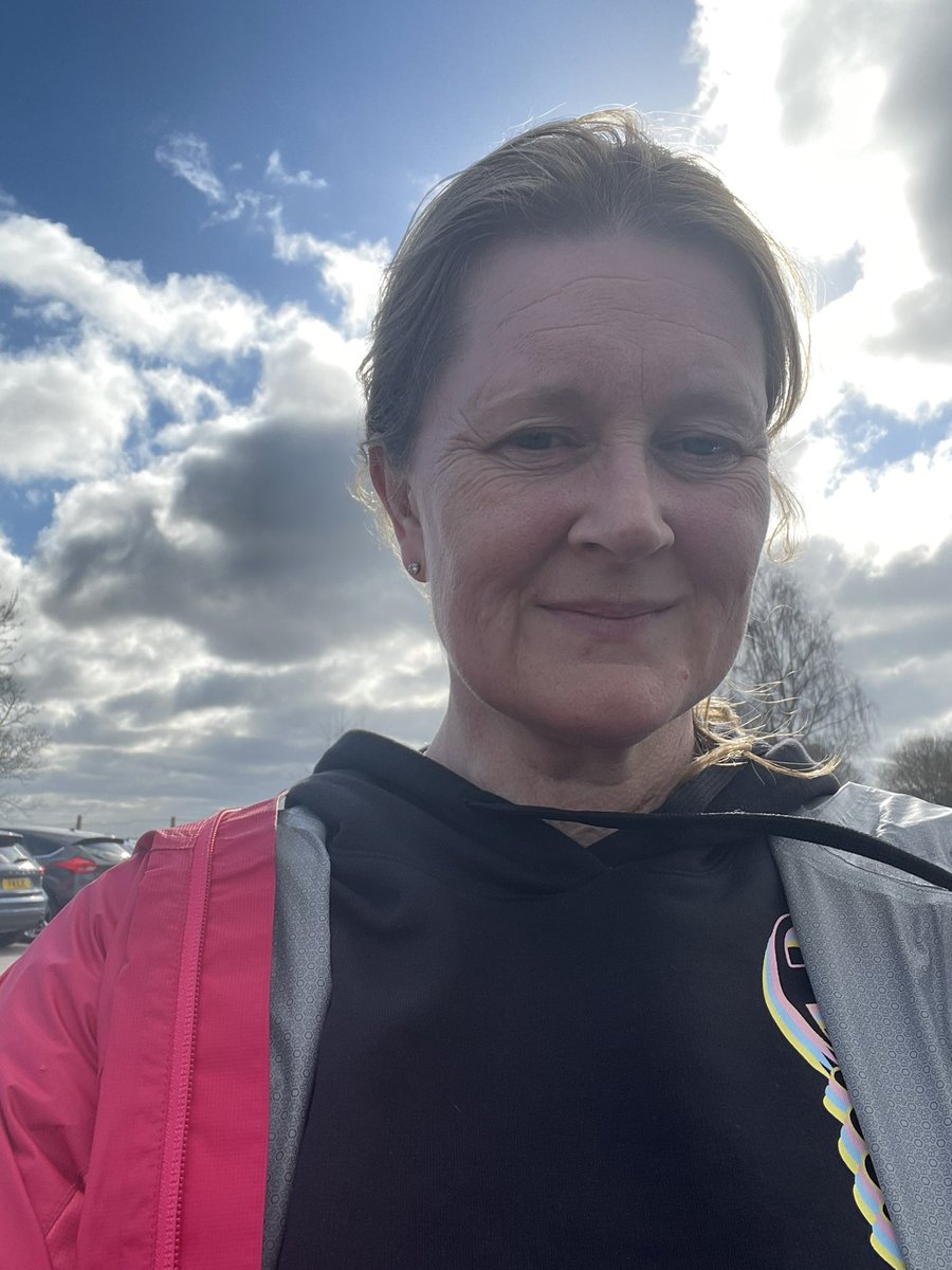 EmmaHeeson's tweet photo. Iβve reinstated my running shoes to where they belong π£
I embrace home working, but recognise that staying active, energised and connected to the π takes a little more effort.
#FeelBetterAlreadyππ»
#Freedom
#Praying4Peace ππ» https://t.co/d4yF8puIfM