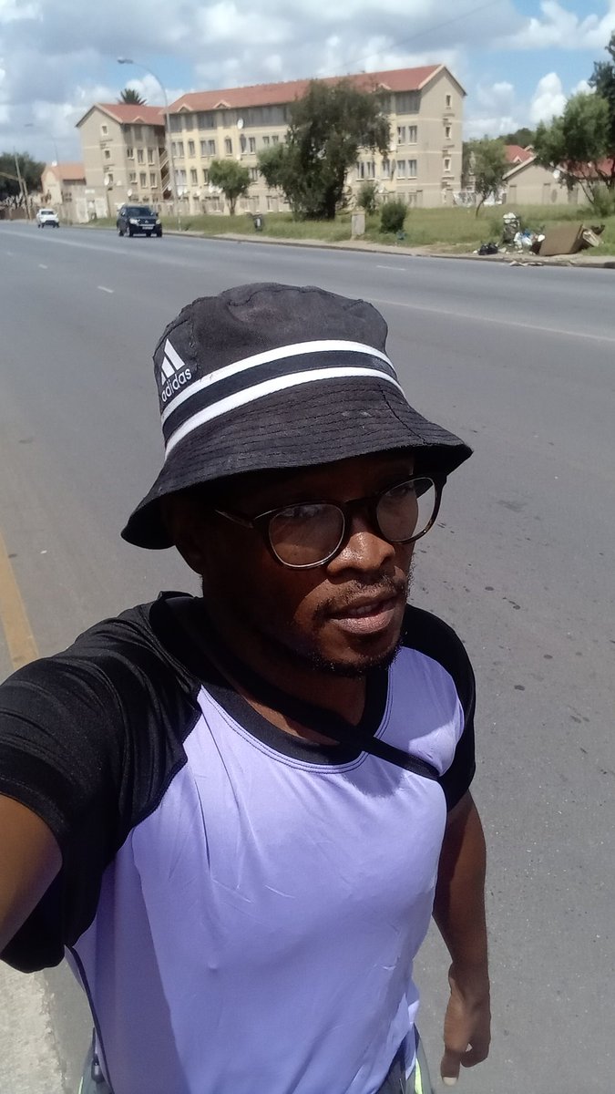 billysigudla's tweet image. 🏃‍♂️🏃‍♀️ 🤞😌🙄🤟Inkani #running 

#newchallengeaccepted