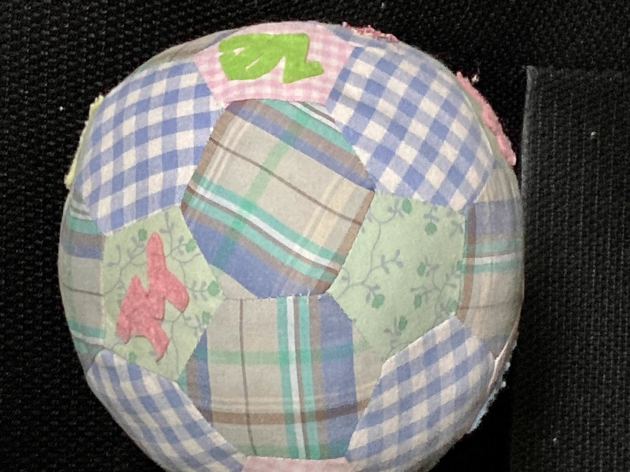 @kadato144 うちも布ボールにしましたよー 