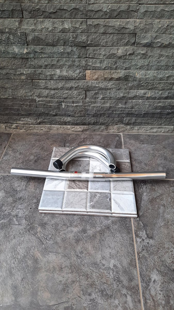 Anticlo26's tweet photo. WTS
Handlebar Nitto Touring (cut) flatbar 500k
Brakelever Gran Compe Shot Lever 400k
Good condition ya
#fnfjb https://t.co/fUtug1DMT3