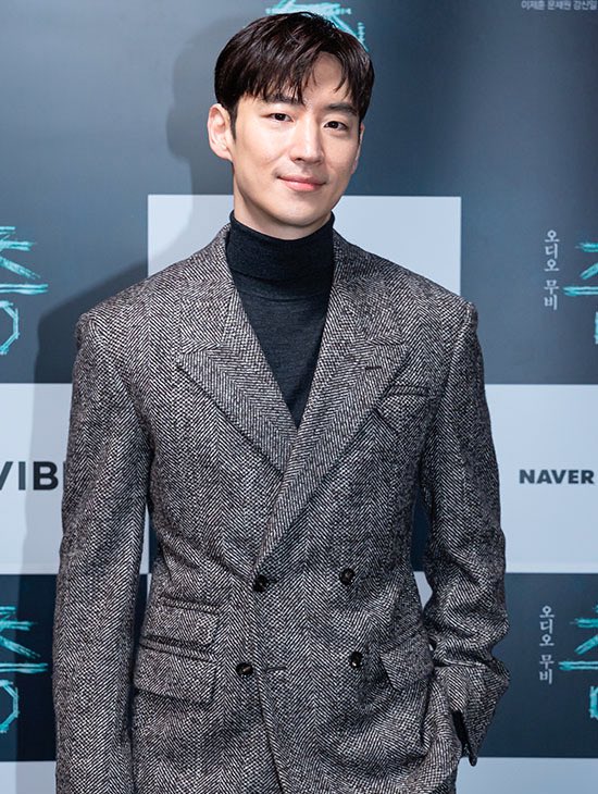 22.03.06

LeeJeHoon mendonasikan 100 juta won melalui Hope Bridge (Asosiasi Bantuan Bencana Nasional) untuk membantu kerusakan yg disebabkan kebakaran hutan besar yg melanda pantai timur.

Seperti yg sudah diketahui bahwa #LeeJeHoon adalah duta besar Hope Bridge sejak tahun 2015.