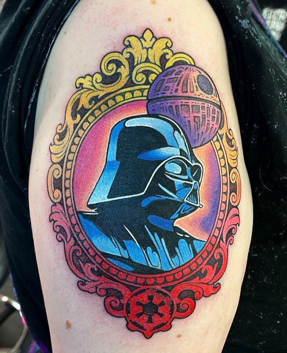 Rachel_sense's tweet photo. I joined the dark side yesterday 😍 5 hours sitting for this led to 13 hours of sleep 😴🤣
#DarkSide #DarthVader #StarWarsTattoo https://t.co/zNJSS6jigt