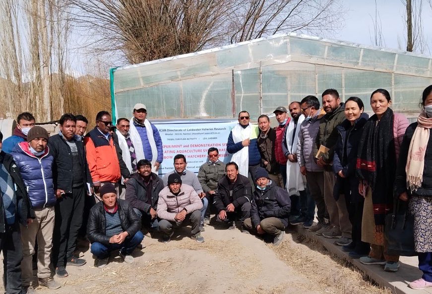 DIPR_Leh's tweet photo. One day training cum demonstration programme for fish farmers/officials of #Fisheries Dept, #Leh was organized by #ICAR - #DCFR, Bhimtal, #Uttarakhand, in collab with Dept of Fisheries, Leh at Chuchot Shamma on March 5. The programme was presided over by Secy, @Ravinder_Dangi1 https://t.co/qIV24y33U1