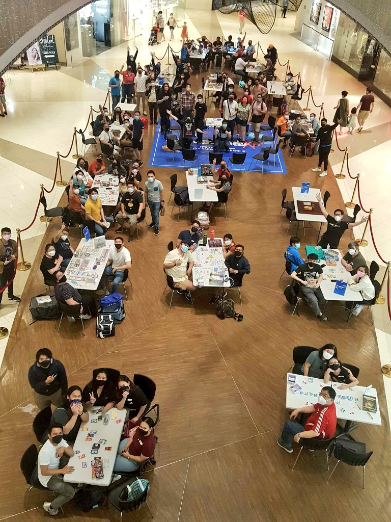 pranski's tweet photo. Happy kids inside! #AllAboardXP #GamingLib https://t.co/ivHOZuCSmc