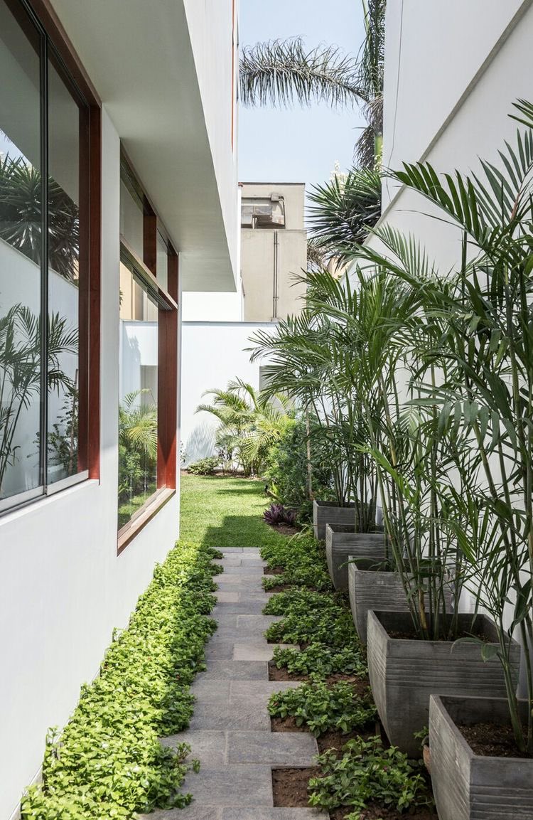 HebaMmusleh's tweet photo. مهما كان الارتداد بسيط لاتجعله مُصمت .. أفكار جميلة لاستغلال الارتدادات 🍃🍃                              #تصميم_داخلي #تصميم_واجهات #تصميم_حدائق #تصميم_خارجي #حدائق #تدل_دربها #تصميم_معماري https://t.co/5wkA0skipU