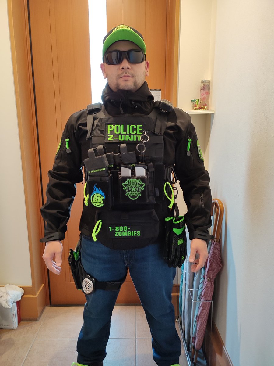 5GXICMf7KdMsNj3's tweet photo. #お家タクティカル
#ZUNIT
#RACCOONPOLICE https://t.co/yI0xcB51Dp